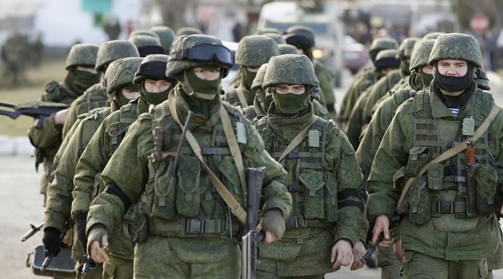 Армія РФ зможе силою "визволяти" росіян за кордоном: Кремль готує закон Армія РФ зможе силою "визволяти" росіян за кордоном: Кремль готує закон